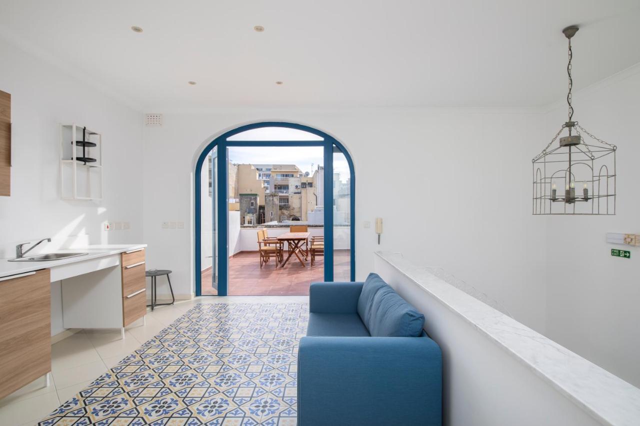 Chic, Stylish Traditional Townhouse With Terrace - St. Paul'S Bay Exteriér fotografie