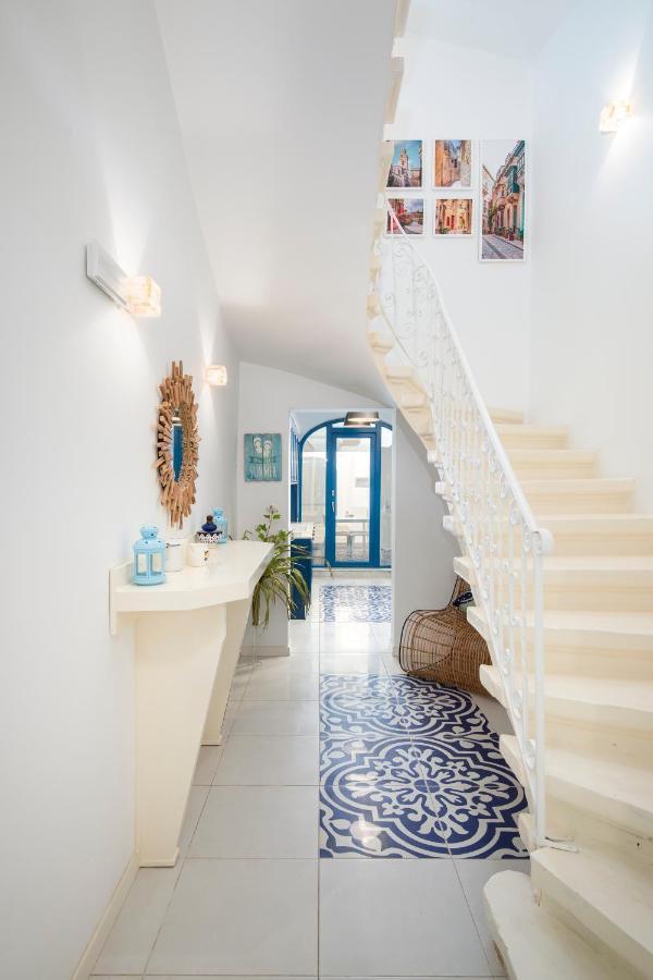 Chic, Stylish Traditional Townhouse With Terrace - St. Paul'S Bay Exteriér fotografie