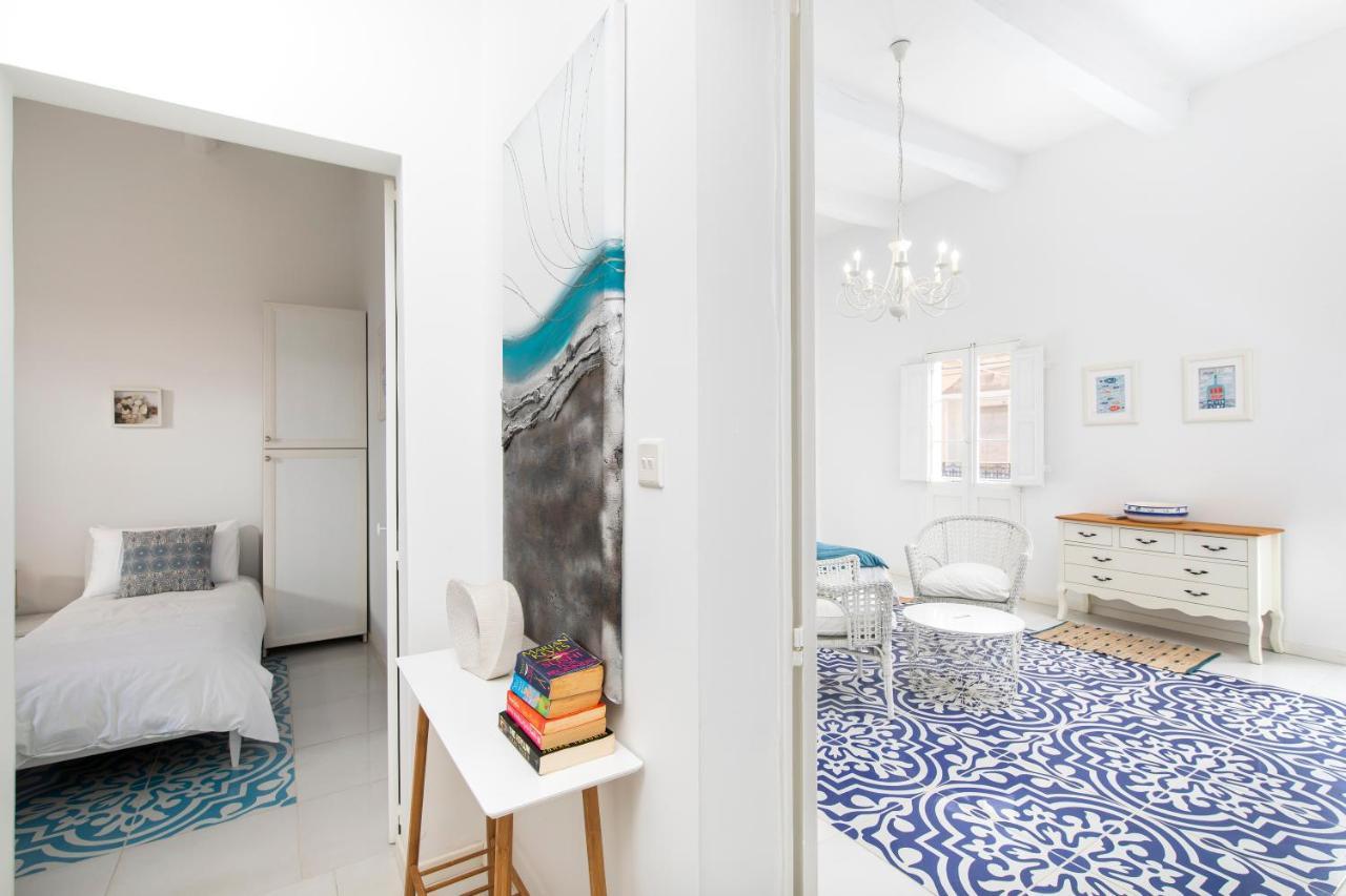 Chic, Stylish Traditional Townhouse With Terrace - St. Paul'S Bay Exteriér fotografie